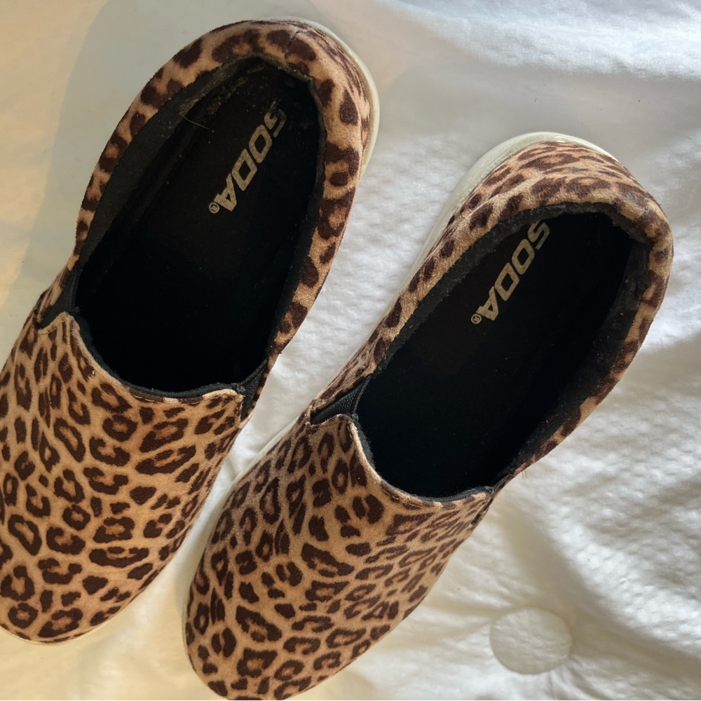 Soda brand Cheetah Leopard,  Brown and Cream Sneakers Slip-On Comfort